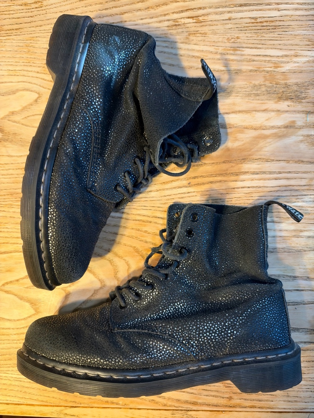 Dr. Martens 1460 Metallic Pebble Pascal Boots